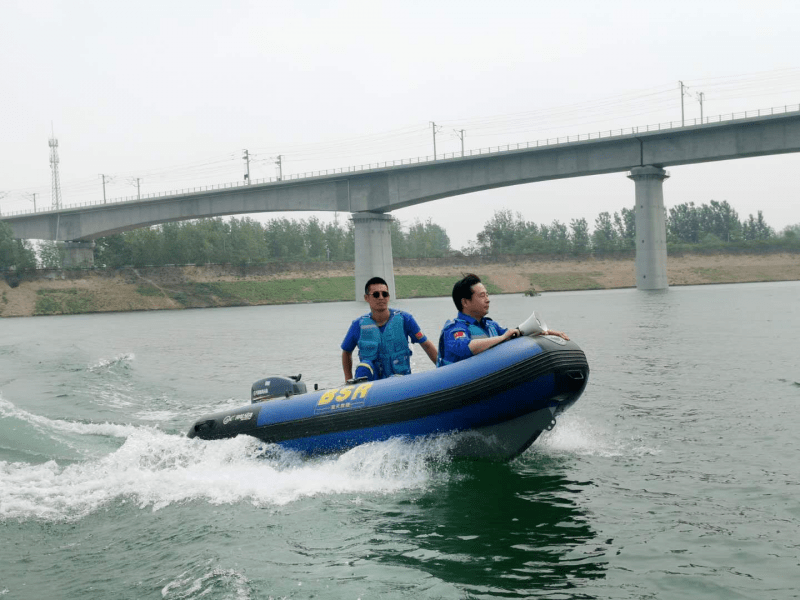 黄色在线喷水射"